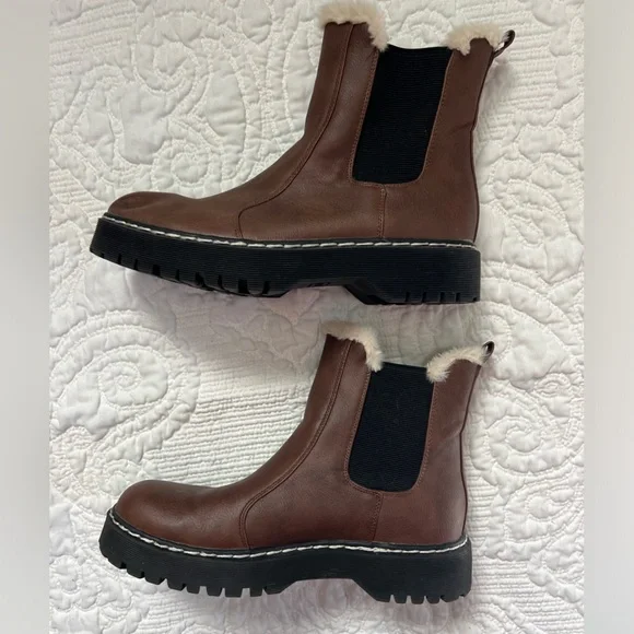 Portland Boot Company Chelsea Boots Size 9.5 - Picture 2 of 4